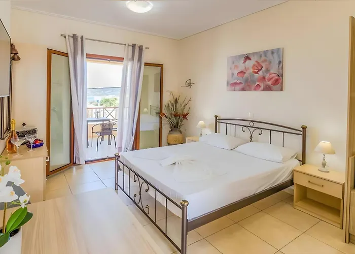 Apartment Aloustina In Archangelos