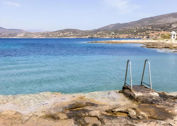 Aloustina In Archangelos Archangelos (Laconia)