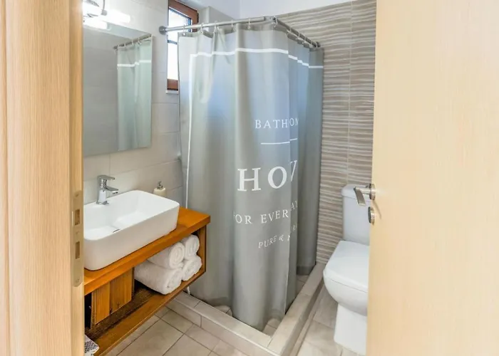 Apartamento Aloustina In Archangelos *