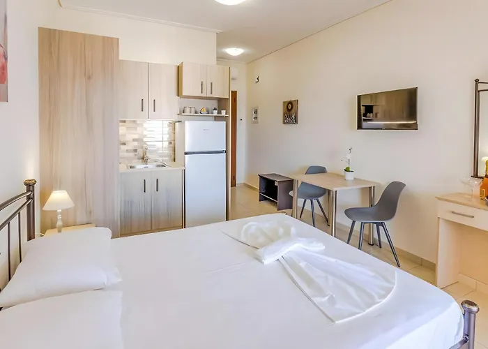 Aloustina In Archangelos